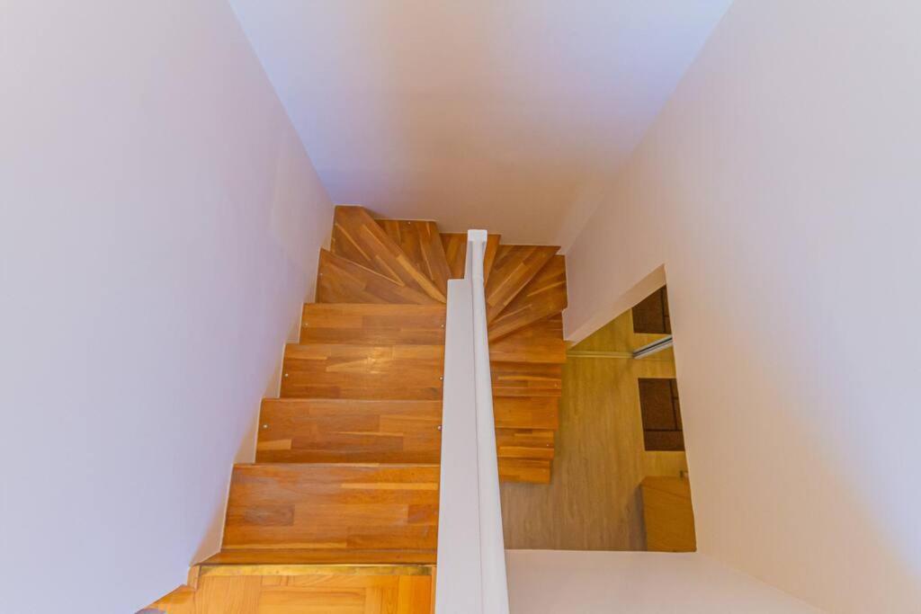 Roomy Apartment 80Sqm At City Center Free Parking Space, Ac & Balcony Budapest Eksteriør bilde
