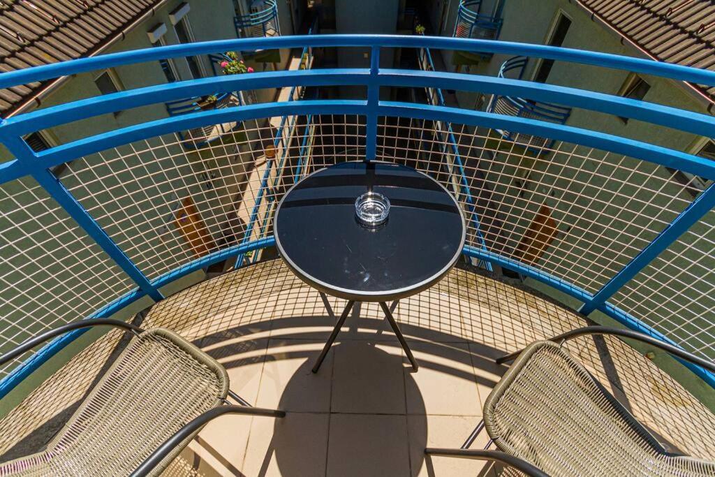 Roomy Apartment 80Sqm At City Center Free Parking Space, Ac & Balcony Budapest Eksteriør bilde