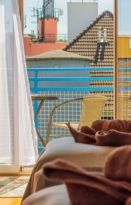 Roomy Apartment 80Sqm At City Center Free Parking Space, Ac & Balcony Budapest Eksteriør bilde